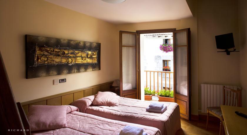 Hostal Musunzar Leiza Quarto foto