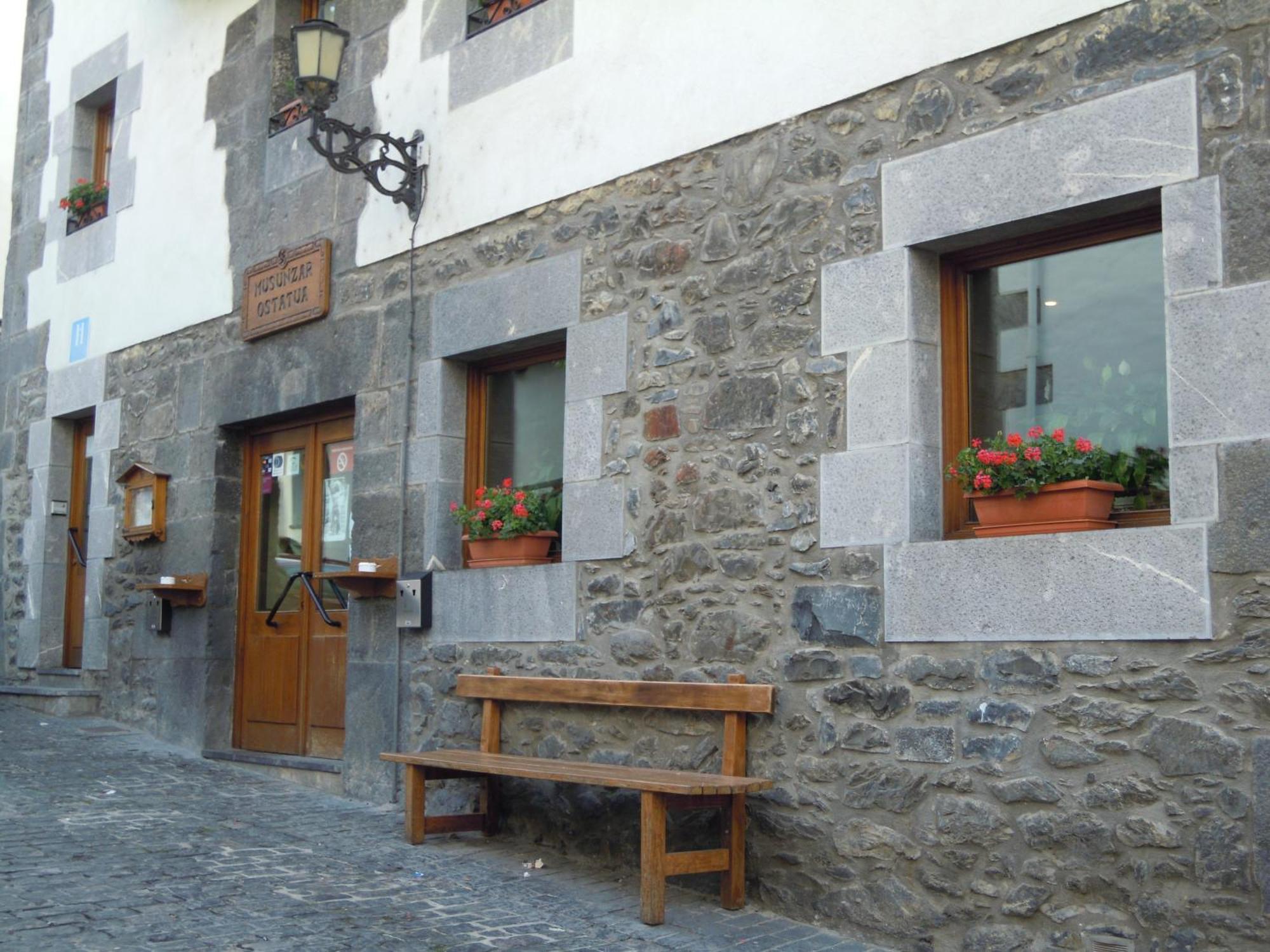 Hostal Musunzar Leiza Exterior foto